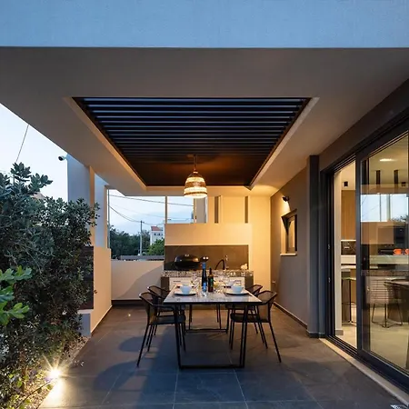 ヴィラ Villagioi Luxury Living *