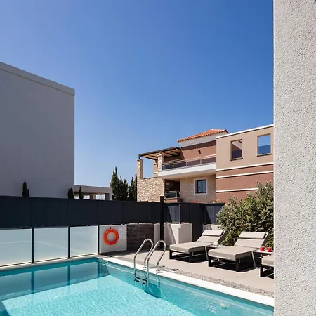 ヴィラ Villagioi Luxury Living ハニア